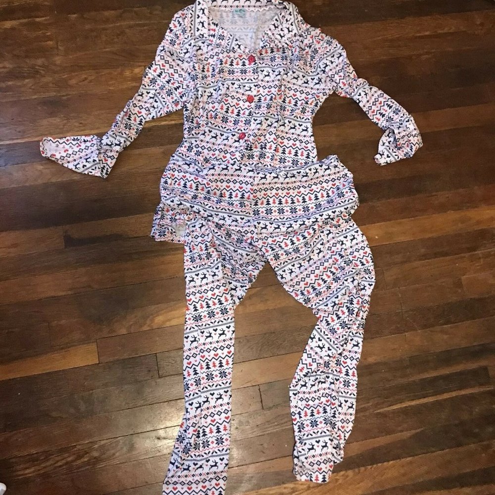 BH pjs Christmas holiday pajama set blouse and pants size large